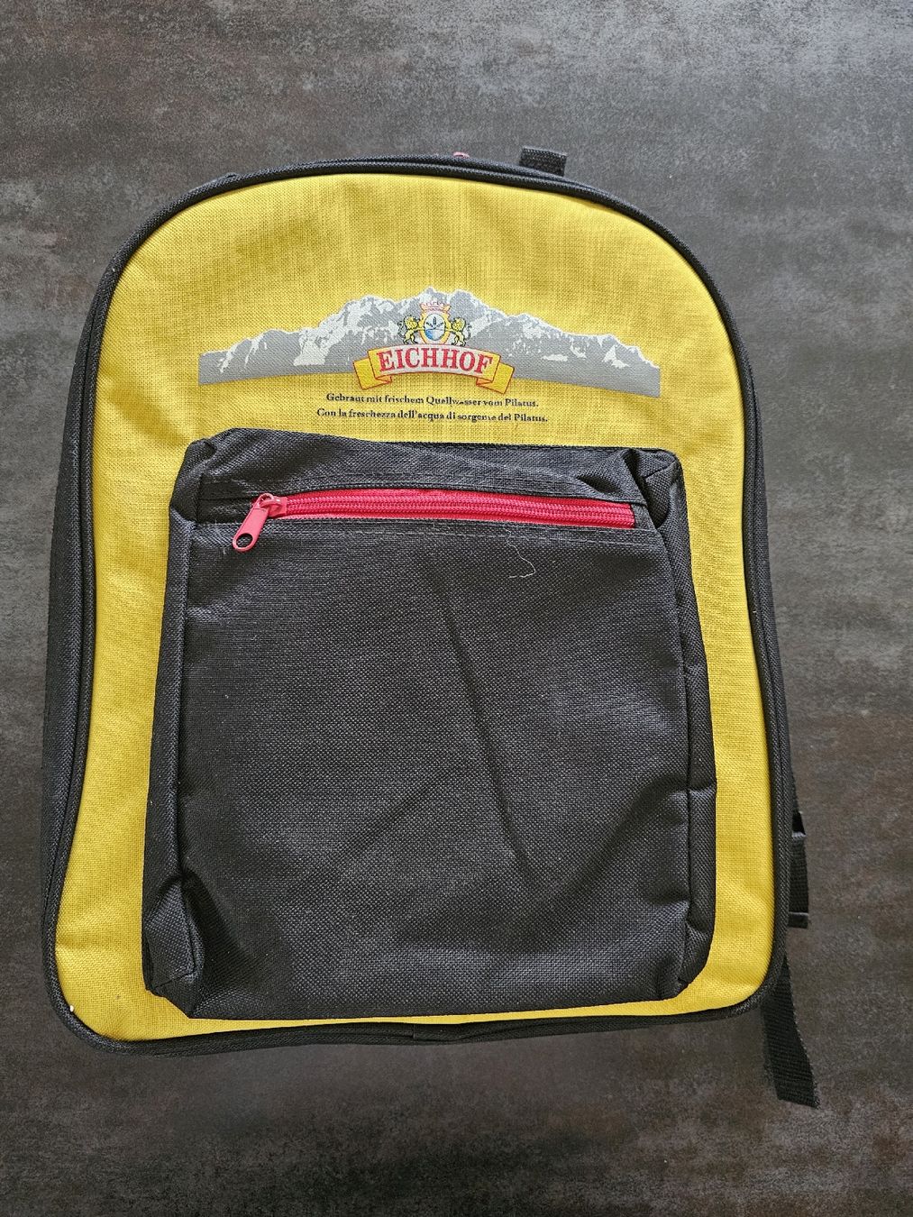 Sacs à dos: Picknick Rucksack Eichhof Camping Geschirr. – D'occasion à Bätterkinden par far_f282