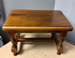 Herziges, altes Schemeli Hocker Schemel alt Holz