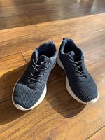 Basket peu portée bleu marine taille 34 