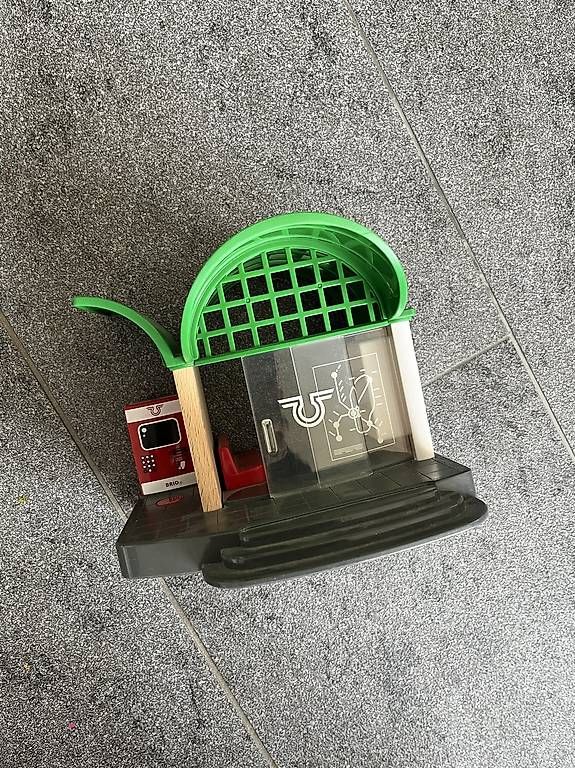 Jouets: BRIO Metro Bahnhof – D'occasion à Liebefeld par Sxe 1