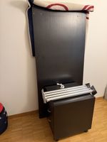 Schreibtisch schwarz mit Rollcontainer und Metallbeinen