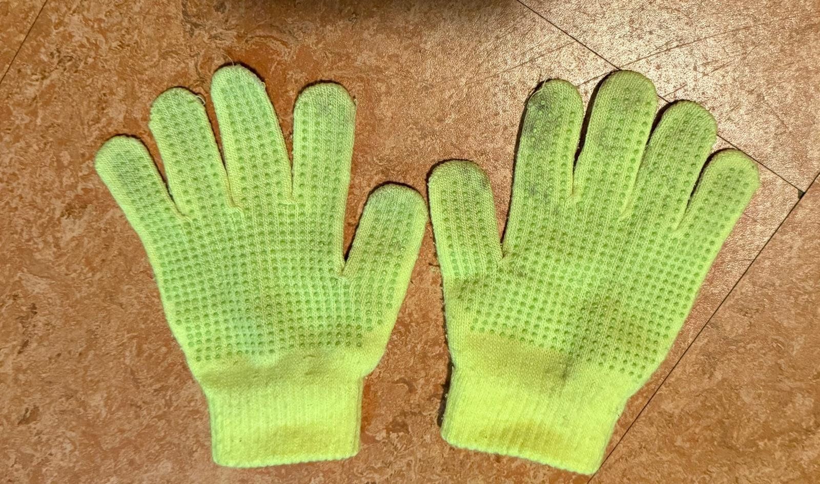 Kinderhandschuhe: Handschuhe – Gebraucht aus Flawil von Stella_3 1