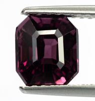 Einzigartiger Spinell Octagon Schliff 2.05ct Purplish Pink