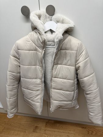 Winter Jacke Famous With Love, weiss/creame,Gr. M, Neu!