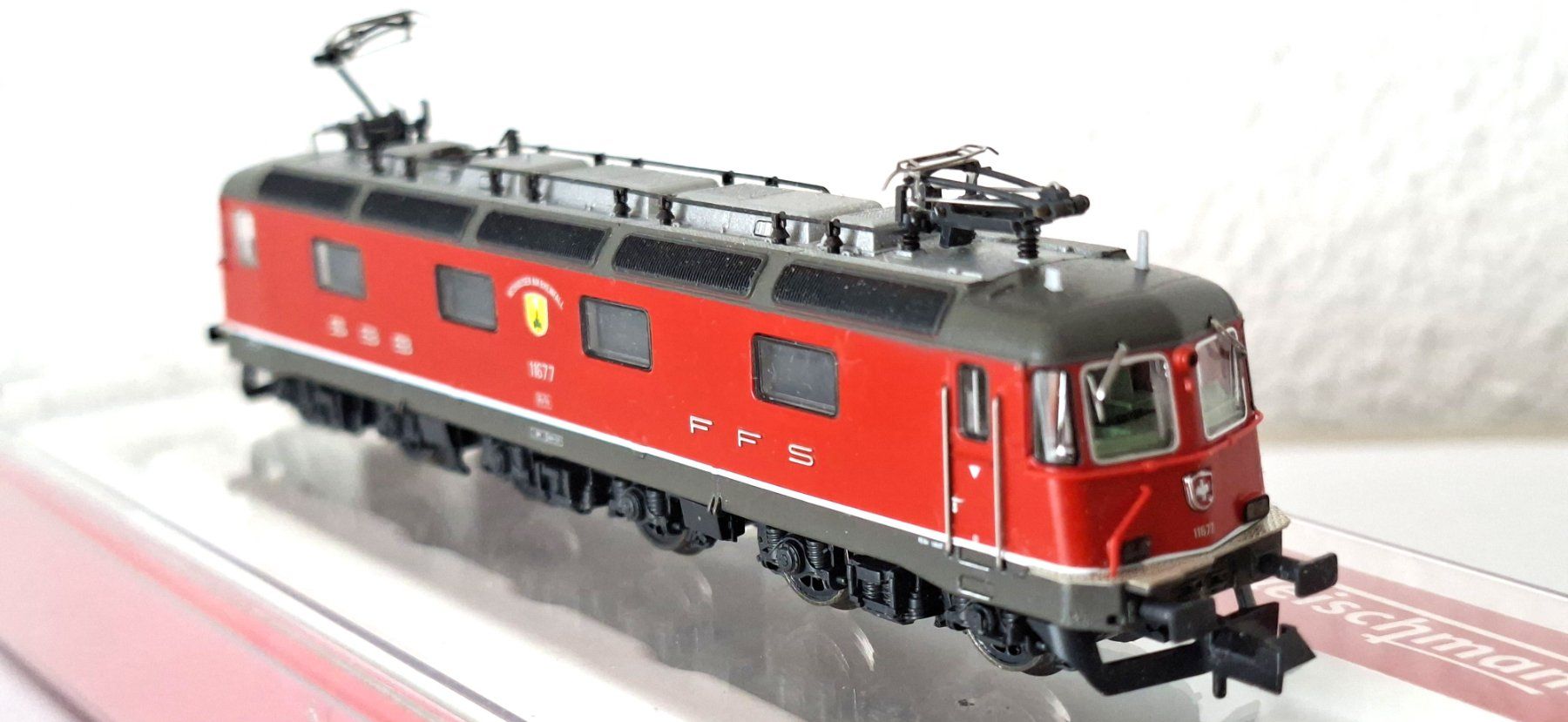 Fleischmann Modellini di ferrovie: Fleischmann Re 6/6 SBB DCC mit Sound 734192 – Usato da Biberist venduto da Ntrains 1