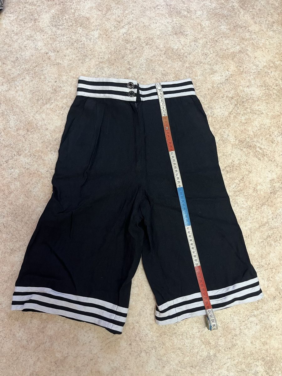 Pantaloni: Louis Féraud Bermuda-Hose Grösse S  – Usato da Teufenthal AG venduto da Nanahu 1