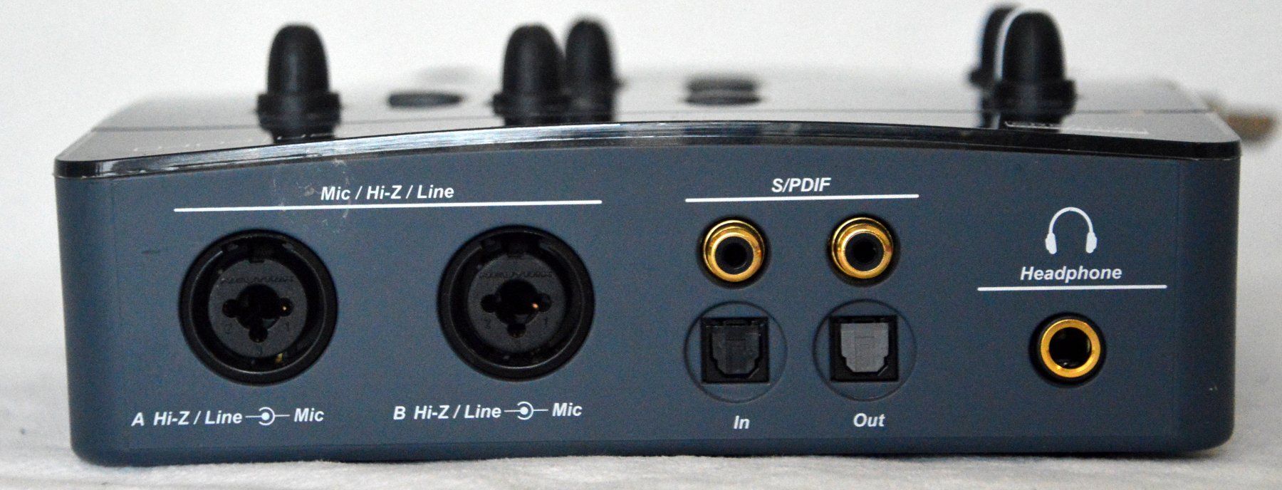 E-Mu Attrezzatura per studi di registrazione: Sound Card E-MU 0404 USB  Interface – Usato da Collonges venduto da arashee 3