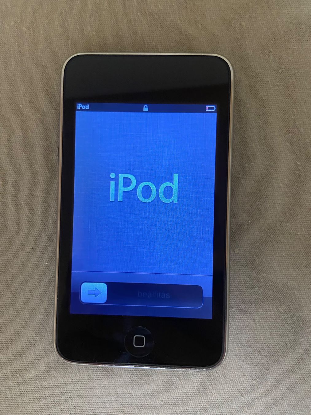 Apple Tragbarer Mediaplayer: iPod Touch 2. Generation 32 GB – Gebraucht aus Sirnach von  1