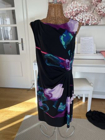 Sommerkleid Blumenmuster, neu