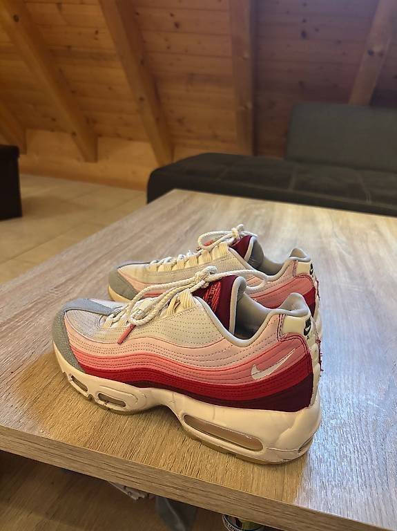 Chaussures hommes: Nike air Max 95 – D'occasion à Monthey par chev77