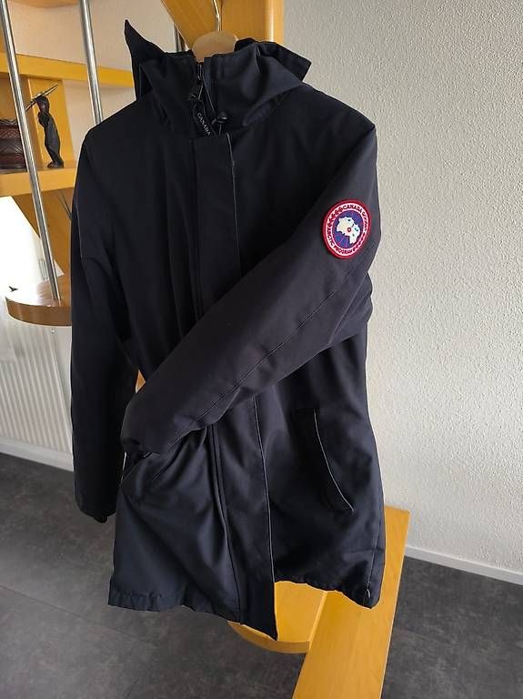 Cappotti: Canada Goose Victoria Parka Damen  – Usato da Nottwil venduto da sch_68nw