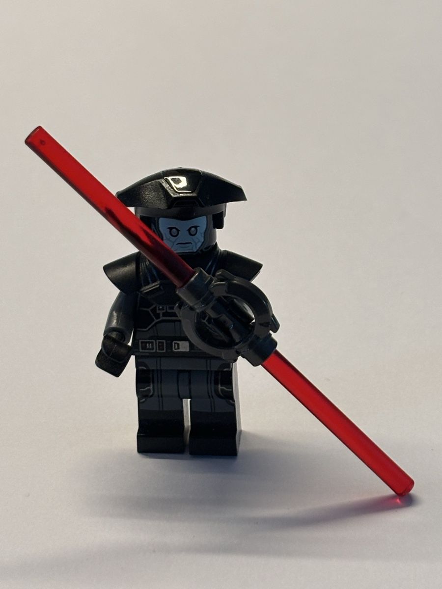 Lego Spielzeuge: Die 4 Lego Figuren aus dem  Set 75336 – Gebraucht aus Veltheim AG von stiebi 7