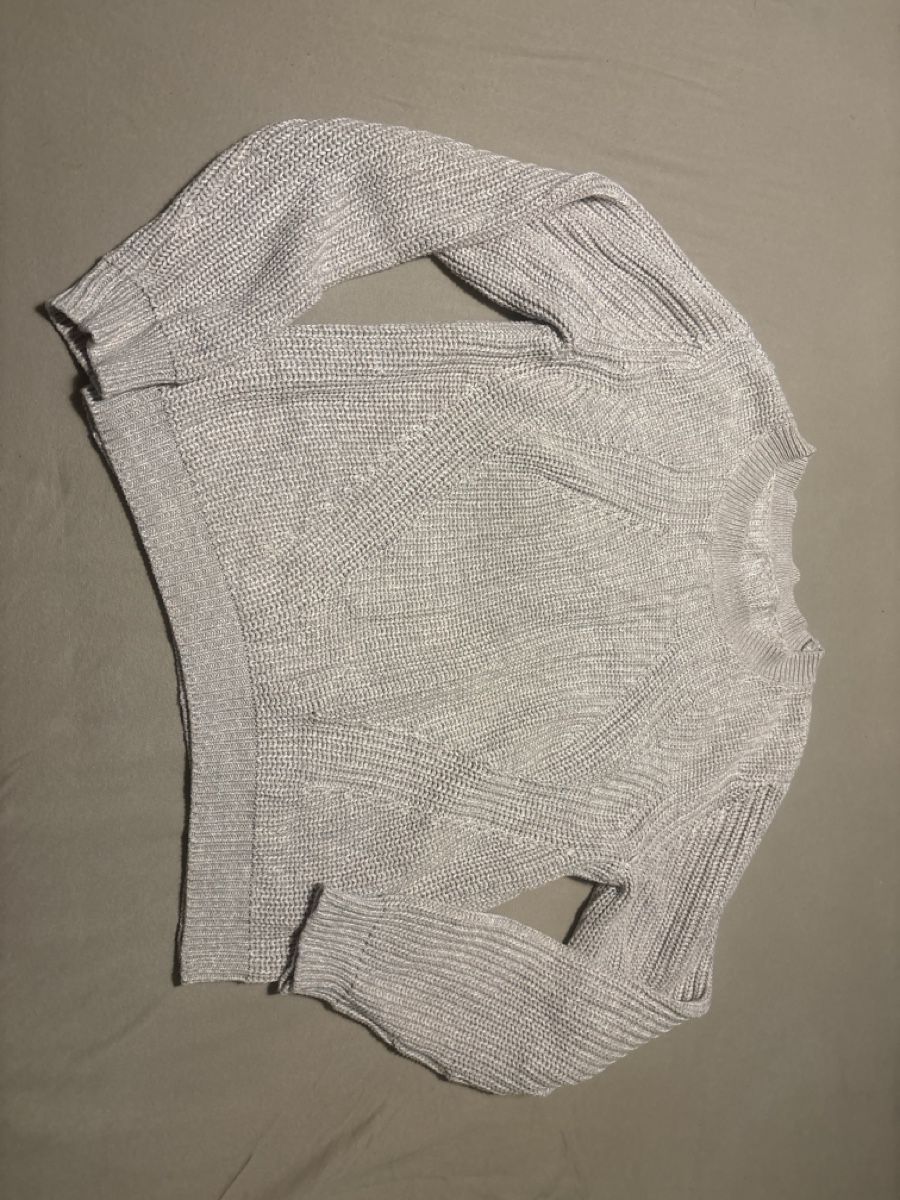 Maglioni & Felpe: Winter Strickpullover, grau meliert, Grösse S, neuwertig! – Usato da Strengelbach venduto da Puremad