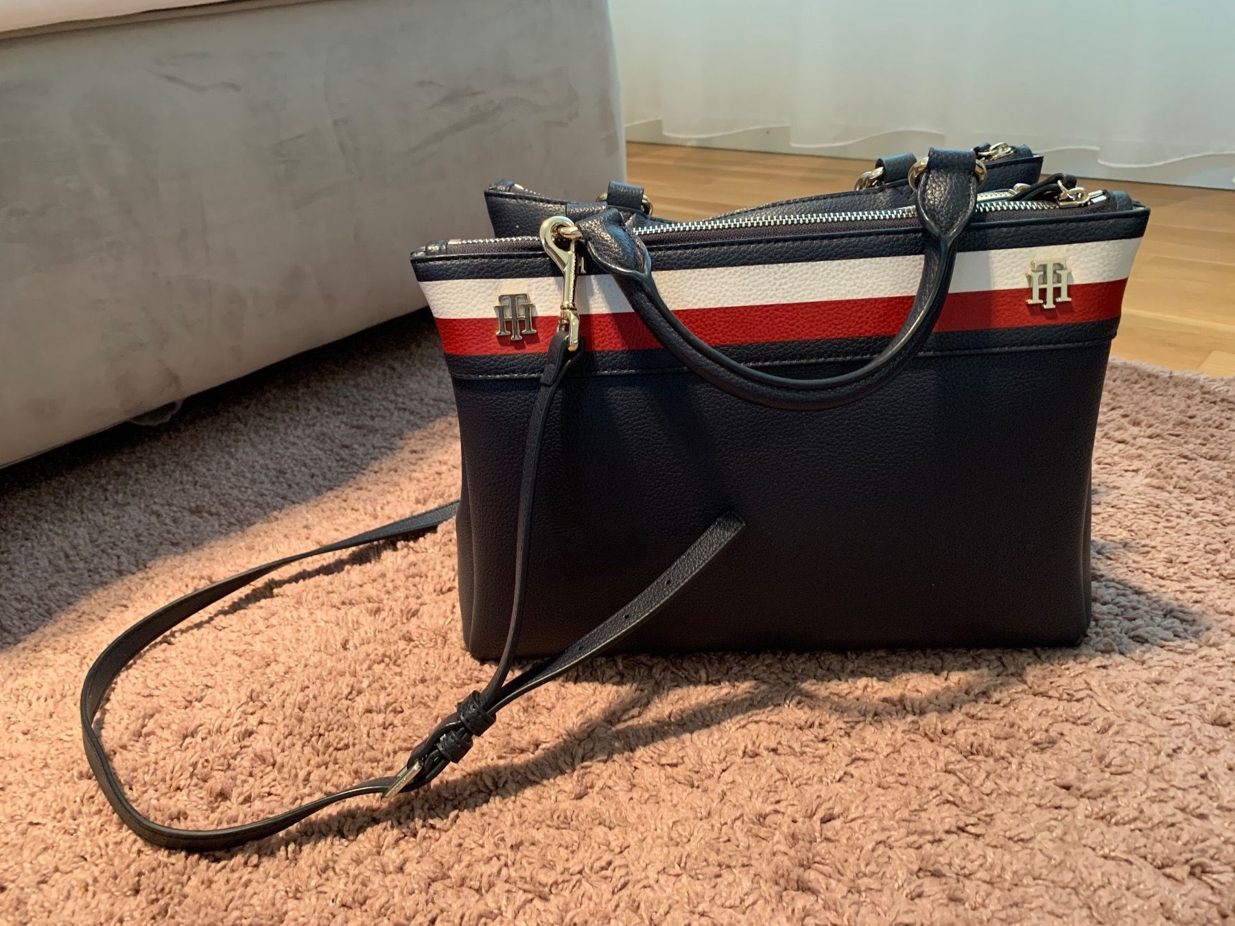 Tommy Hilfiger Borse da donna: Tommy Hilfiger Handtasche – Nuovo (secondo la descrizione) da Bülach venduto da leide_29