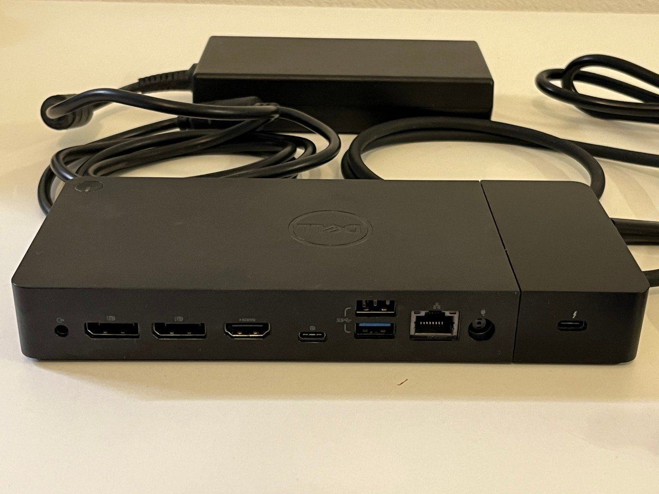 Dell Docking station: Dell Thunderbolt Dockingstation – Usato da Domat/Ems venduto da cgrho01 1