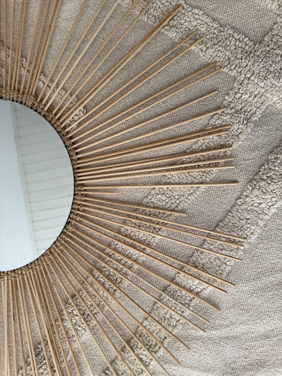 Tutte le decorazioni: Boho Chic Sunburst Mirror – Usato da Zürich venduto da Vma_reuse 1