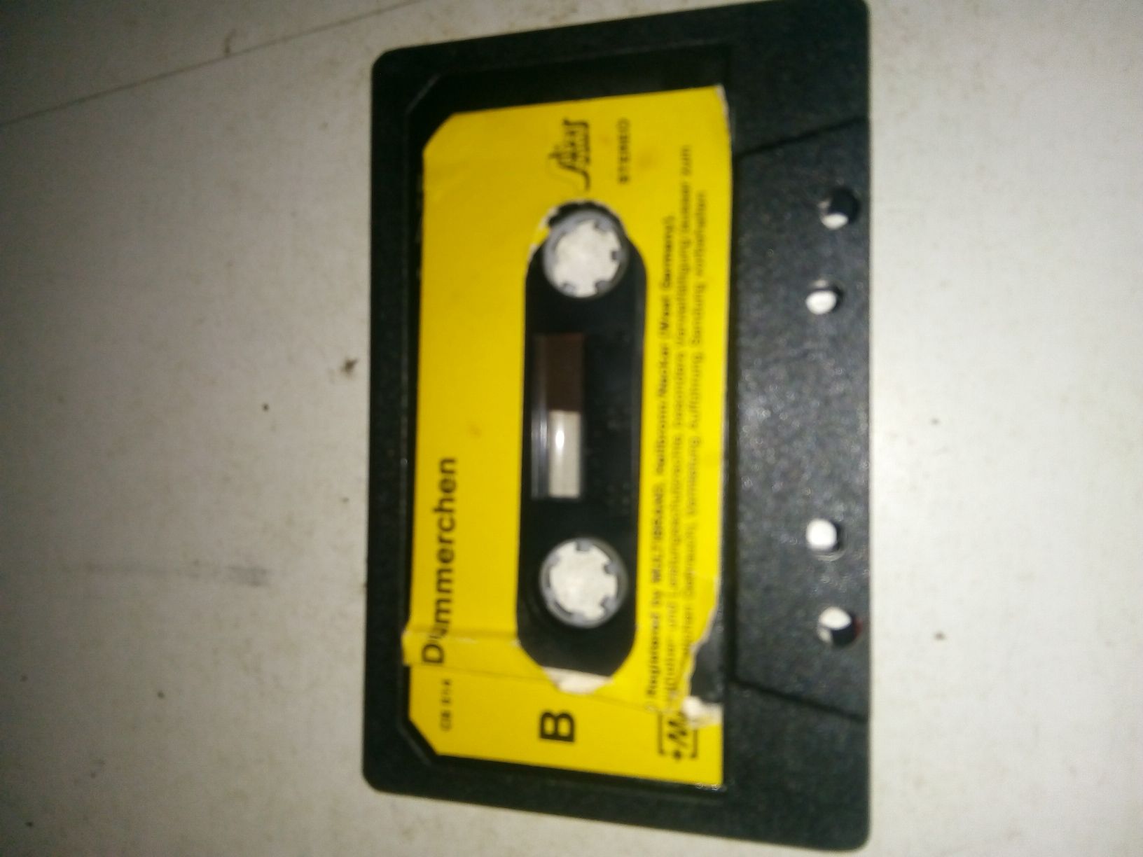 Musicassette: Prinz Ivan und die Harfe  +  Dummmerchen   ©SilverSound – Usato da St. Gallen venduto da elk2024 3