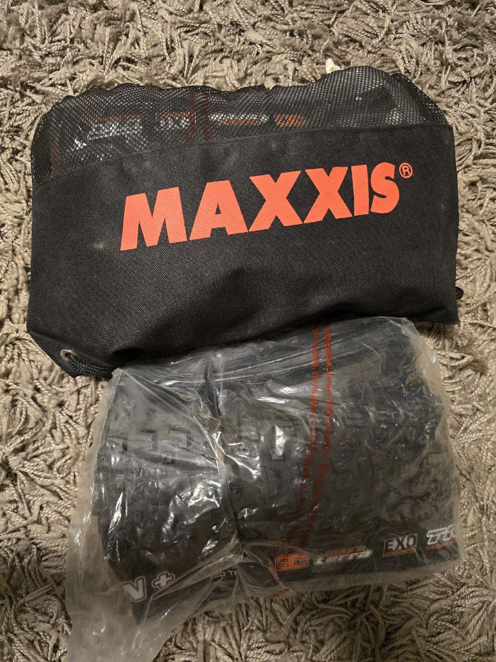 Maxxis Pneumatici & Ruote complete: Maxxis Rekon Plus 27.5 x 2.80" 2stk, Neu. – Nuovo e nell'imballaggio originale da Wangs venduto da Restposten.Garage 2