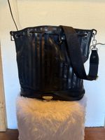Schwarze Handtasche von Mollerus mit Zugband, Top Zustand!