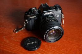 Minolta X-700 mit Minolta MD Zoom 35-70mm f3.5 Macro