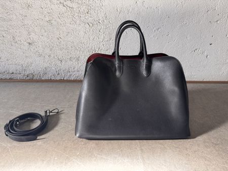 Schwarze Tasche Lawful London Modell ROSA