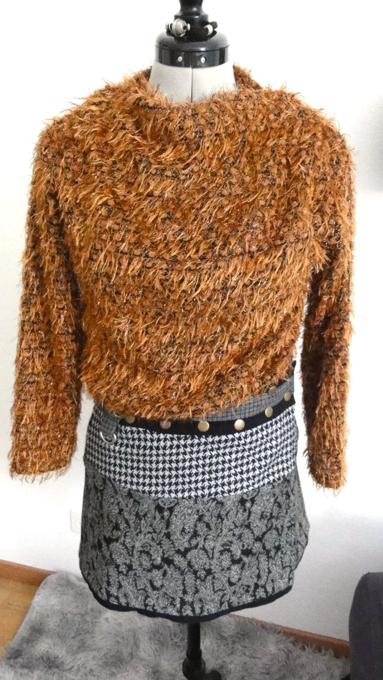 Gonne: Set: Wickelrock reversible mit Kurzpullover und Armkettchen – Usato da Samedan venduto da chickenrun01