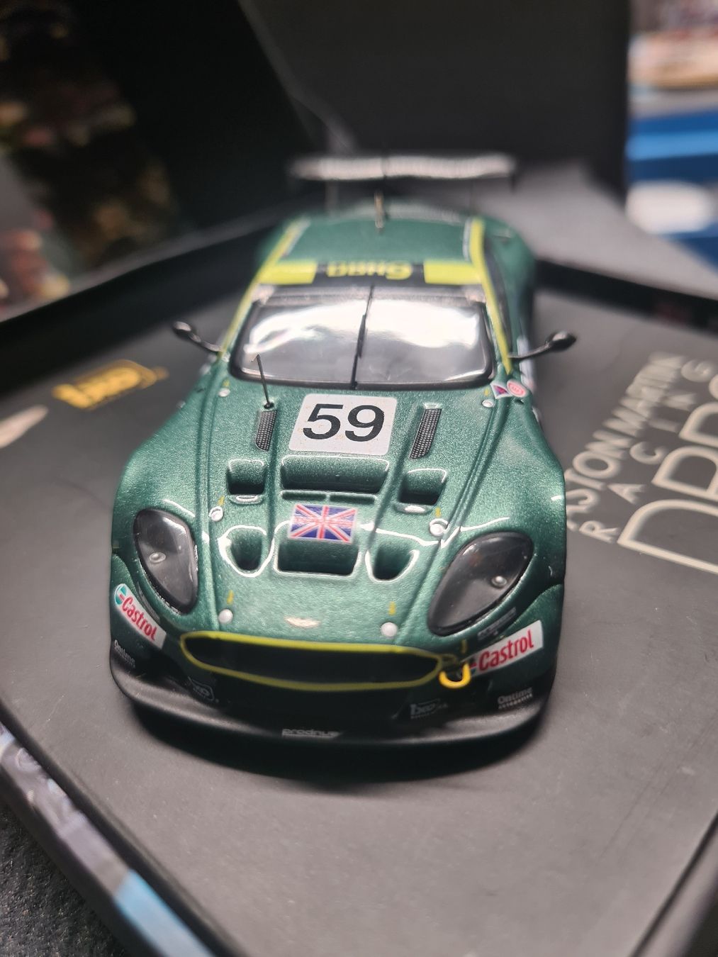 IXO Modellini d'auto: IXO. Aston Martin Racing DBR9 Le Mans 2005 – Usato da Wetzikon ZH venduto da AmacherM 2