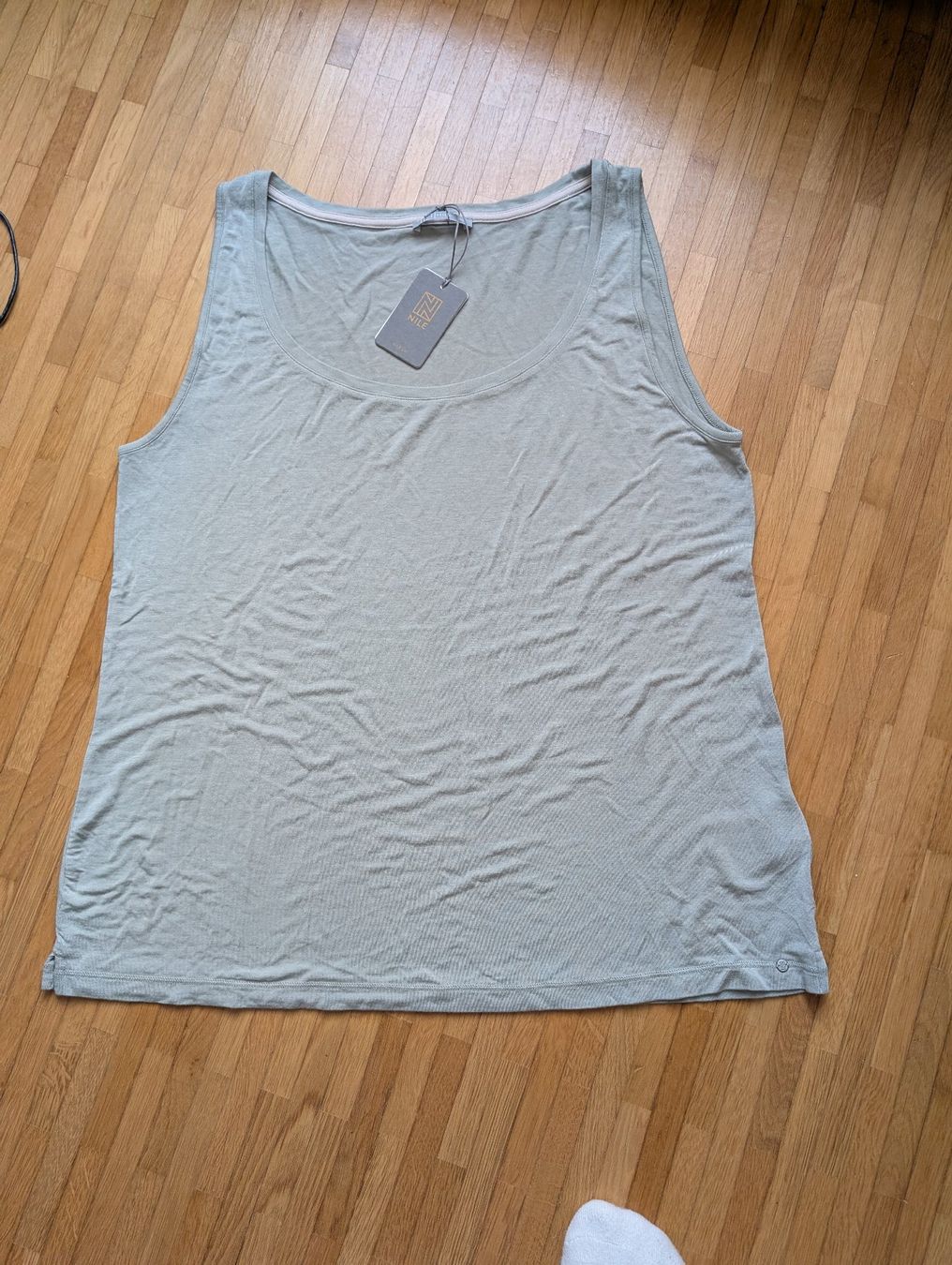 Nile Top: Nile Top Gr XL – Nuovo e nell'imballaggio originale da Luzern venduto da Sofia33 1