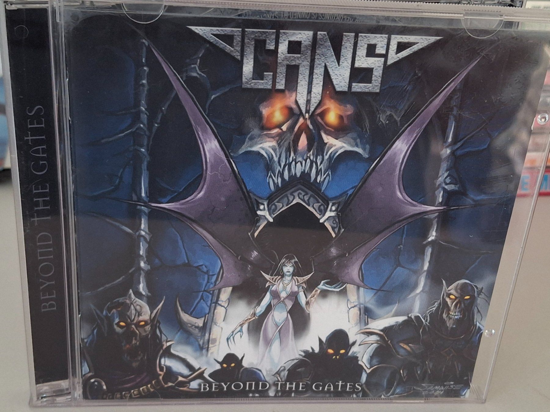 CD: CD Cans - Beyond the Gates , Power- Metal – Usato da Aarberg venduto da Jackup1
