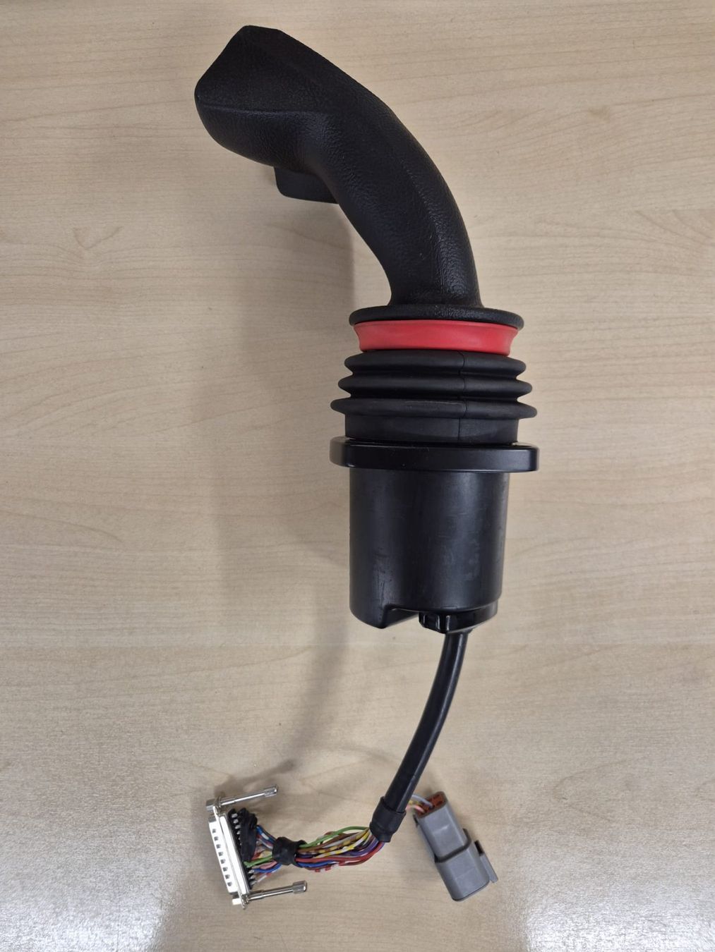 Manettes: Joystick Danfoss JS1H83062667 – Neuf (Voir description) à Luzern par Werkstatt64 2