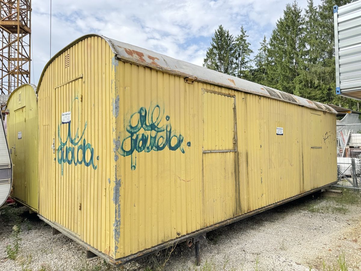 Contenitori edile: Container de stockage 7m x 3m – Usato da Brislach venduto da Lea_bggmbh