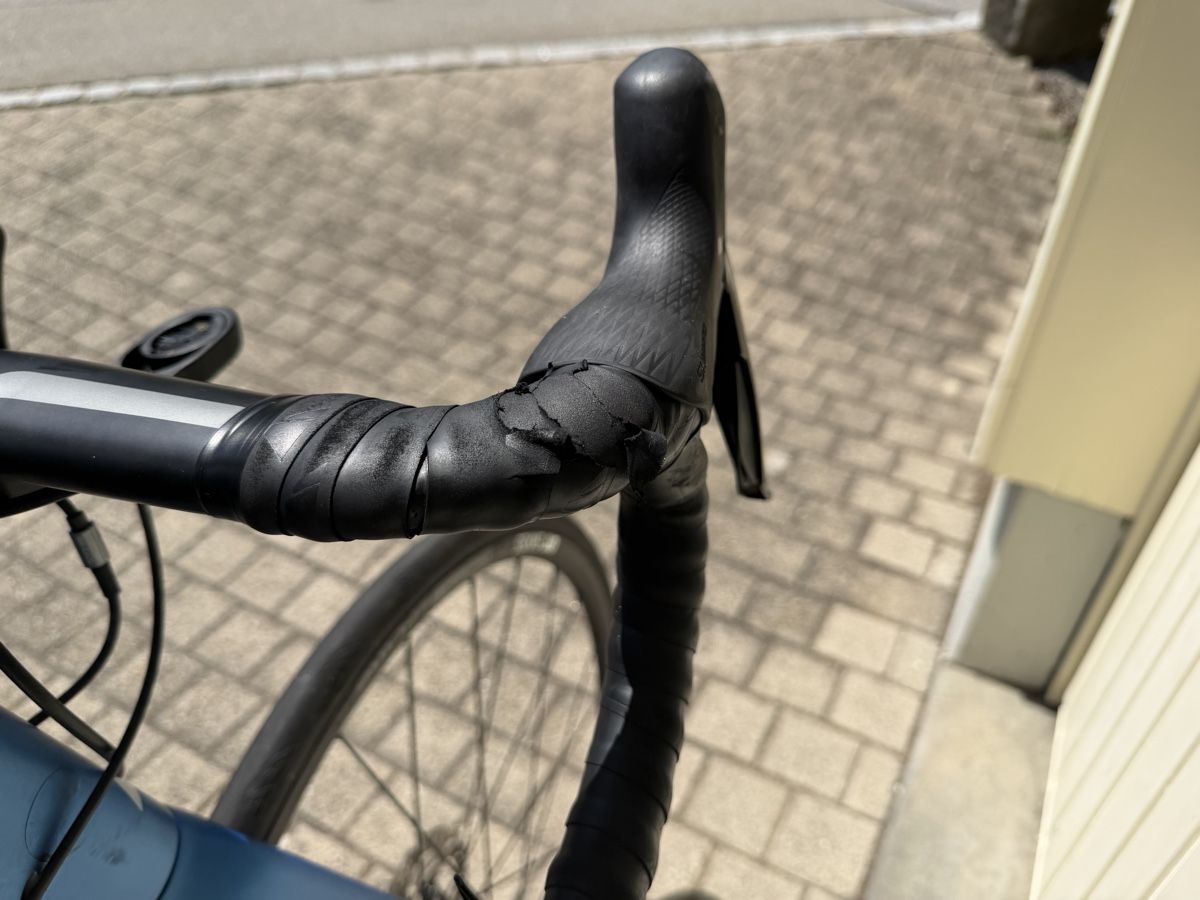 Canyon Biciclette: Canyon Ultimate CF SL Disc 7.0 mit Wattmesser – Usato da Heiden venduto da Theholyking 8