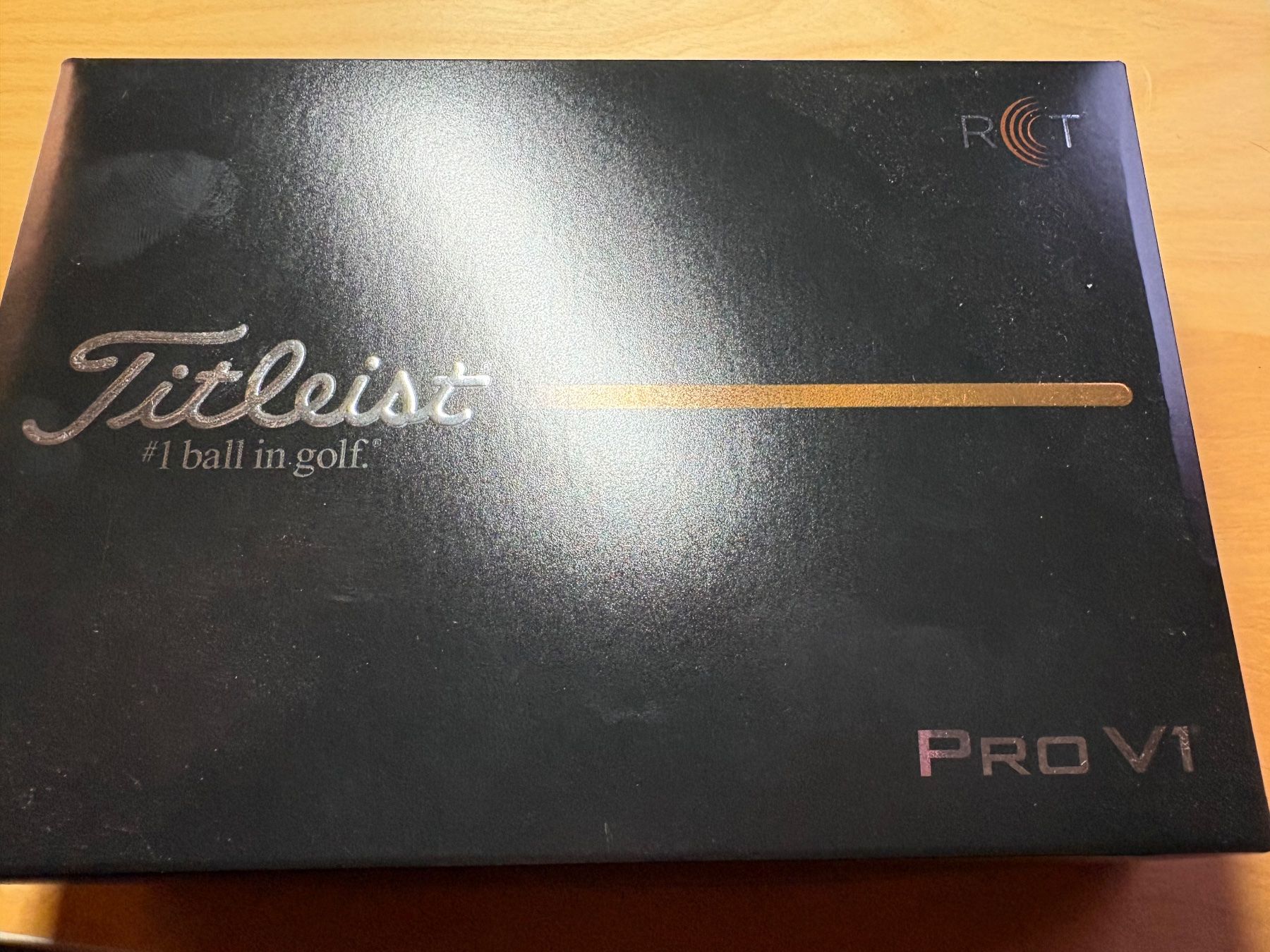 Titleist Bälle: Titelist Pro V1 RCT Golfbälle – Neu und originalverpackt aus Baar von Olmeto 1