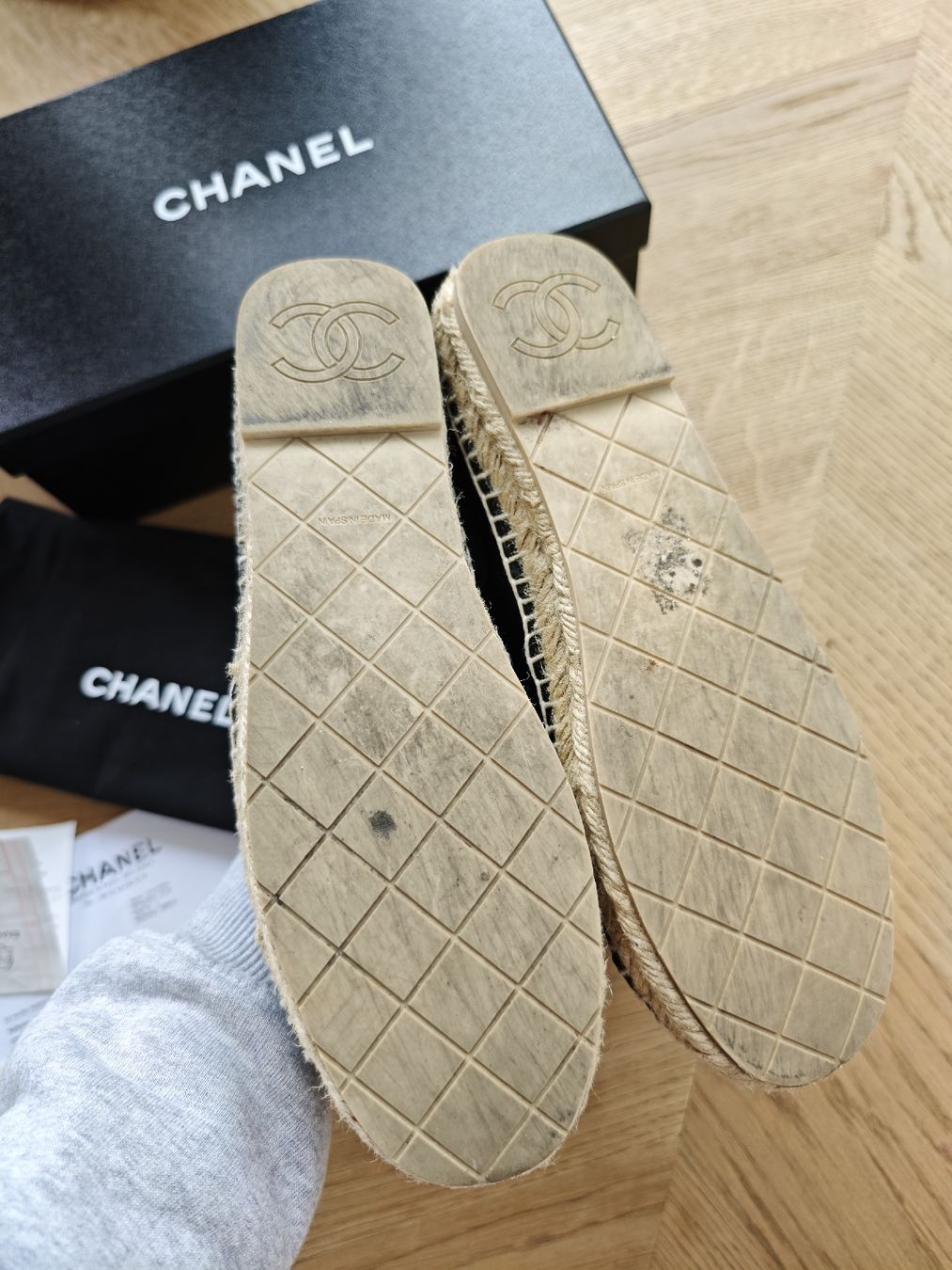 Chanel Chaussures femmes: CHANEL Espadrilles Lammleder schwarz – D'occasion à Erlenbach ZH par nlh 2