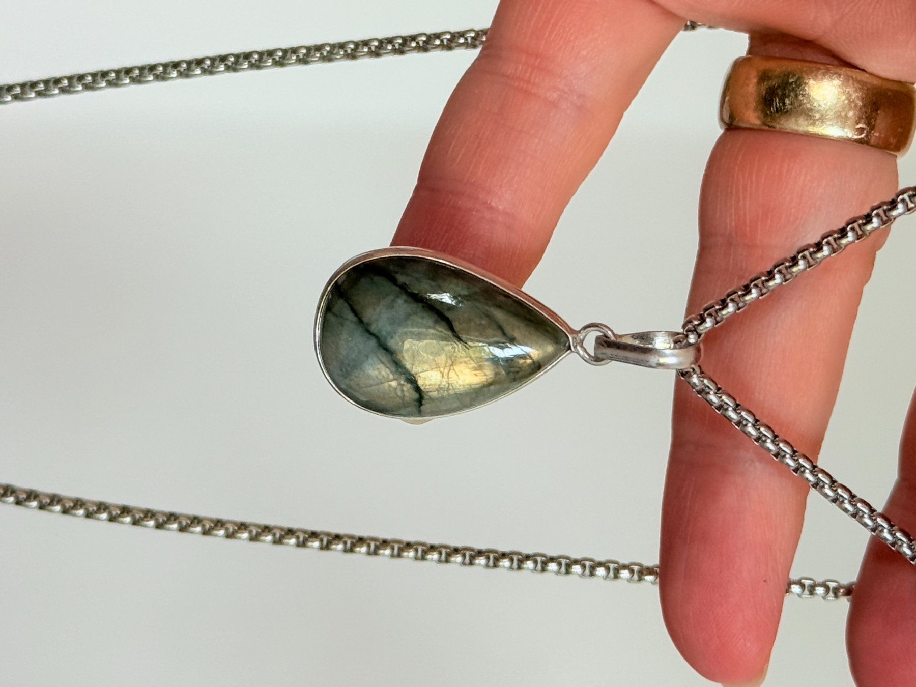 Colliers: Collier avec Labradorite – Neuf avec emballage d'origine à Genève par AWWA 7