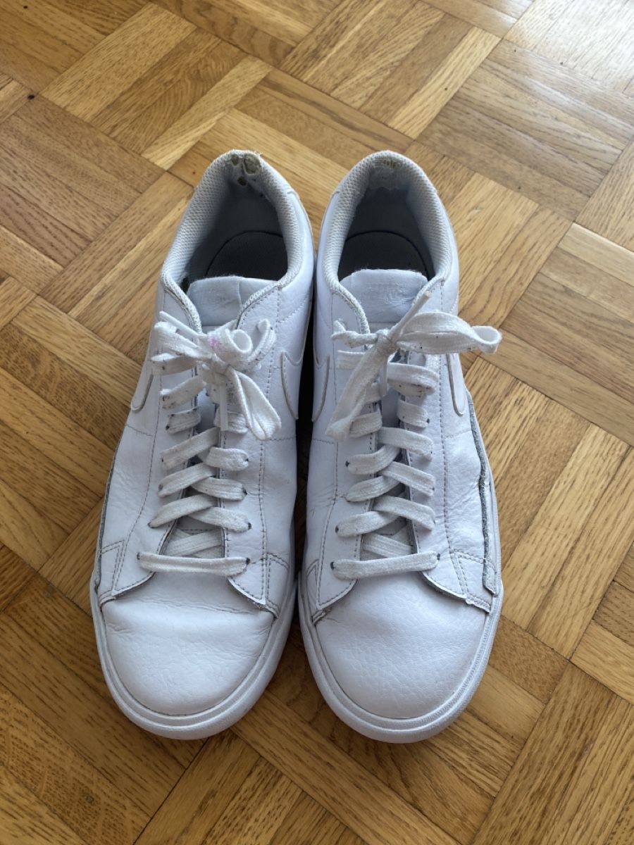 Nike Scarpe da uomo: Nike Damen W Blazer Low – Usato da Oberglatt ZH venduto da Capsici