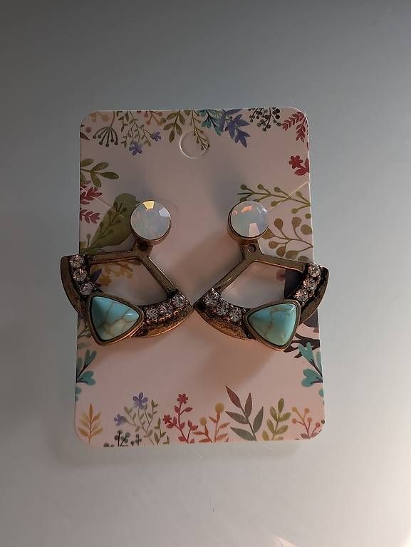 Boucles d'oreille: Ohrstecker / Ohrringe – D'occasion à Konolfingen par Honey870