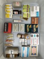 Alte Apotheken Produkte, Verbandsmaterial aus Verbandskasten
