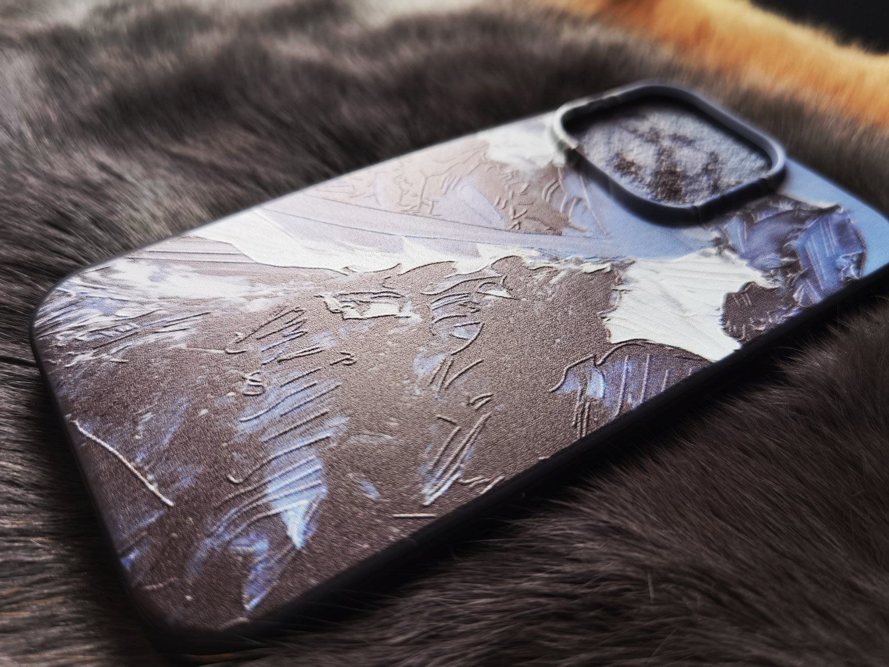 Cover & Protezioni schermo: Mountains iPhone 14 Pro case / Hülle – Nuovo e nell'imballaggio originale da Hirzel venduto da Margarita_HandMade 1