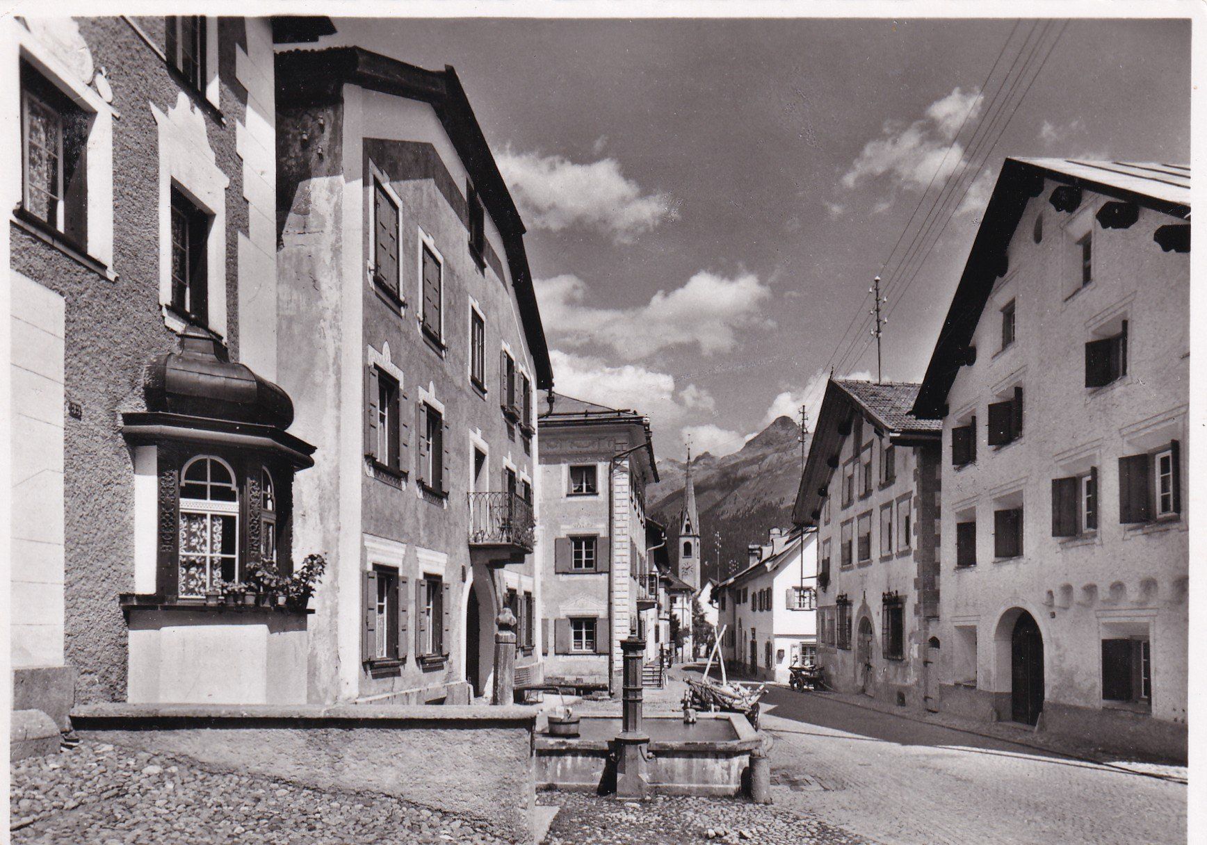 Cartoline postali: S-chanf (Engadin) Dorfparite – Usato da Cormoret venduto da Pascalll2001
