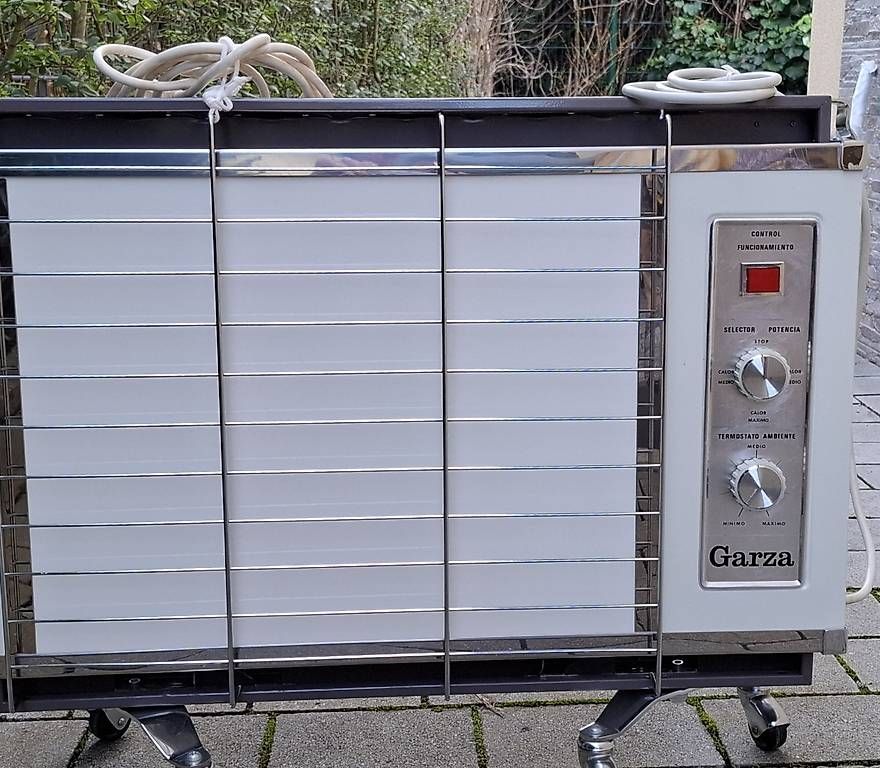 Radiatori: Radiateur à huile – Usato da Chêne-Bourg venduto da lil_v66r