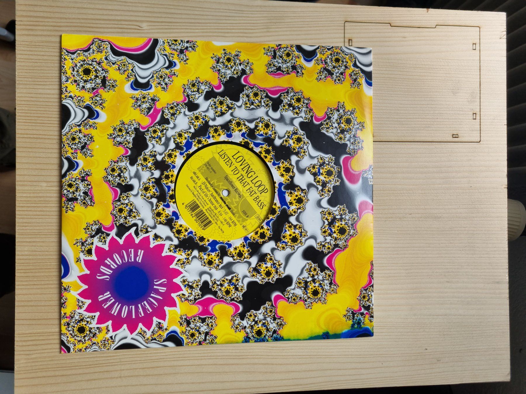 Schallplatten: Loving Loop – Gebraucht aus Gelterkinden von Fruchtizwerg