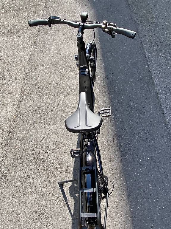 Velos: Vélo Électrique Urbain TREK ALLANT +5  Smart - System – Gebraucht aus Lausanne von Ecox-Lausanne 4