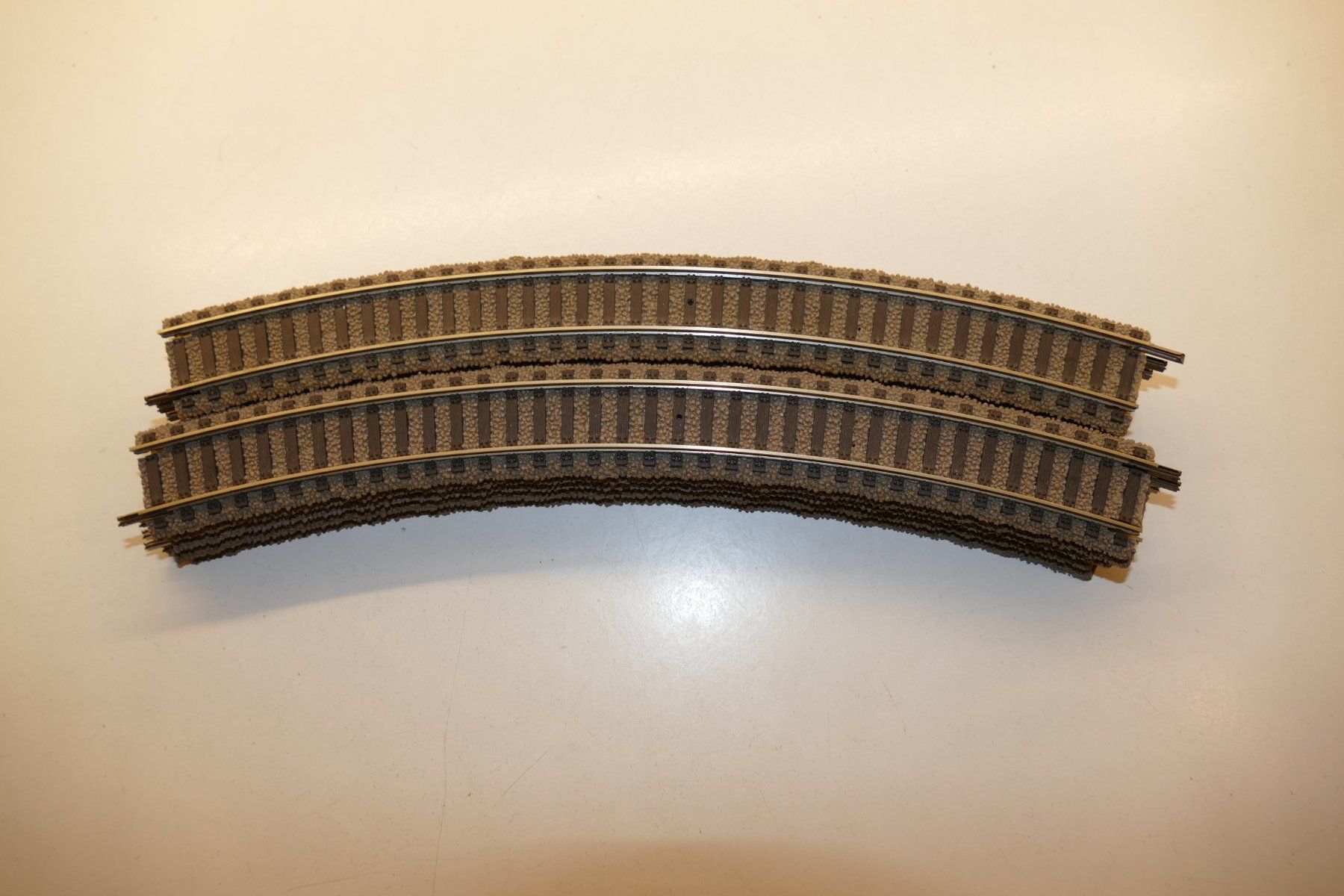 Fleischmann Modelleisenbahnen: Fleischmann H0: 10xgebogenes Gleis Nr. 6125 – Gebraucht aus Niederhasli von rail-duerst