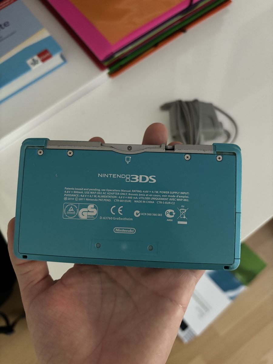 Nintendo Console: Nintendo 3ds mit 8 Spielen. – Usato da Frick venduto da Wesko10 1