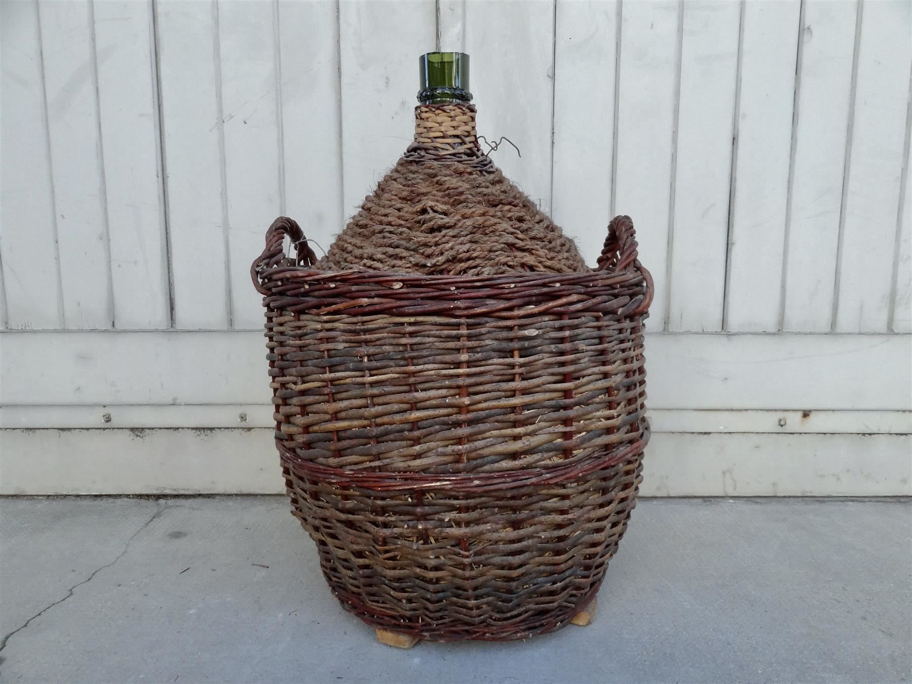 Flaschen: alte sehr grosse Korbflasche 38 Liter – Gebraucht aus Kerzers von Flaschenposten 6