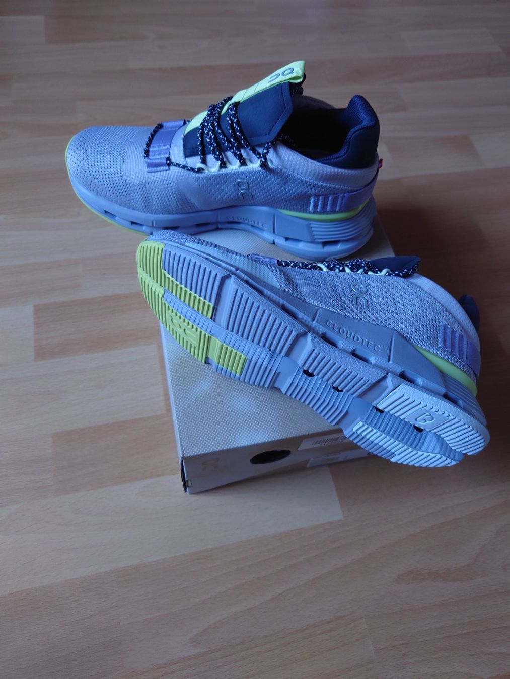 On Scarpe da donna: ON Laufschuhe Cloudnova Sneaker Grösse 37 – Usato da Hombrechtikon venduto da Dannii0