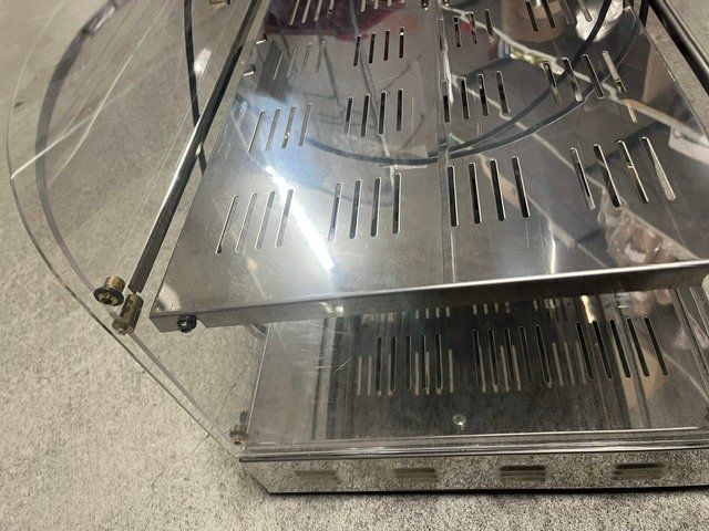 Allestimento di negozi e stand fieristici: Wärmehaube Gastro – Usato da Au SG venduto da oberfahr11 2