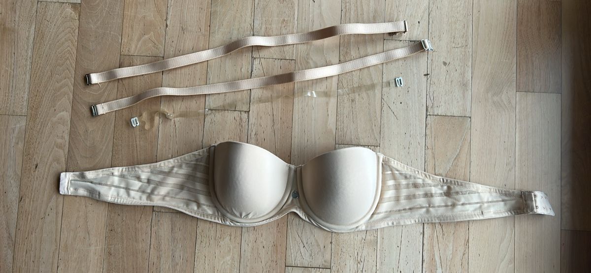 Altra biancheria intima: Trägerloser BH 85 C, neuwertig – Usato da St. Urban venduto da uschi73