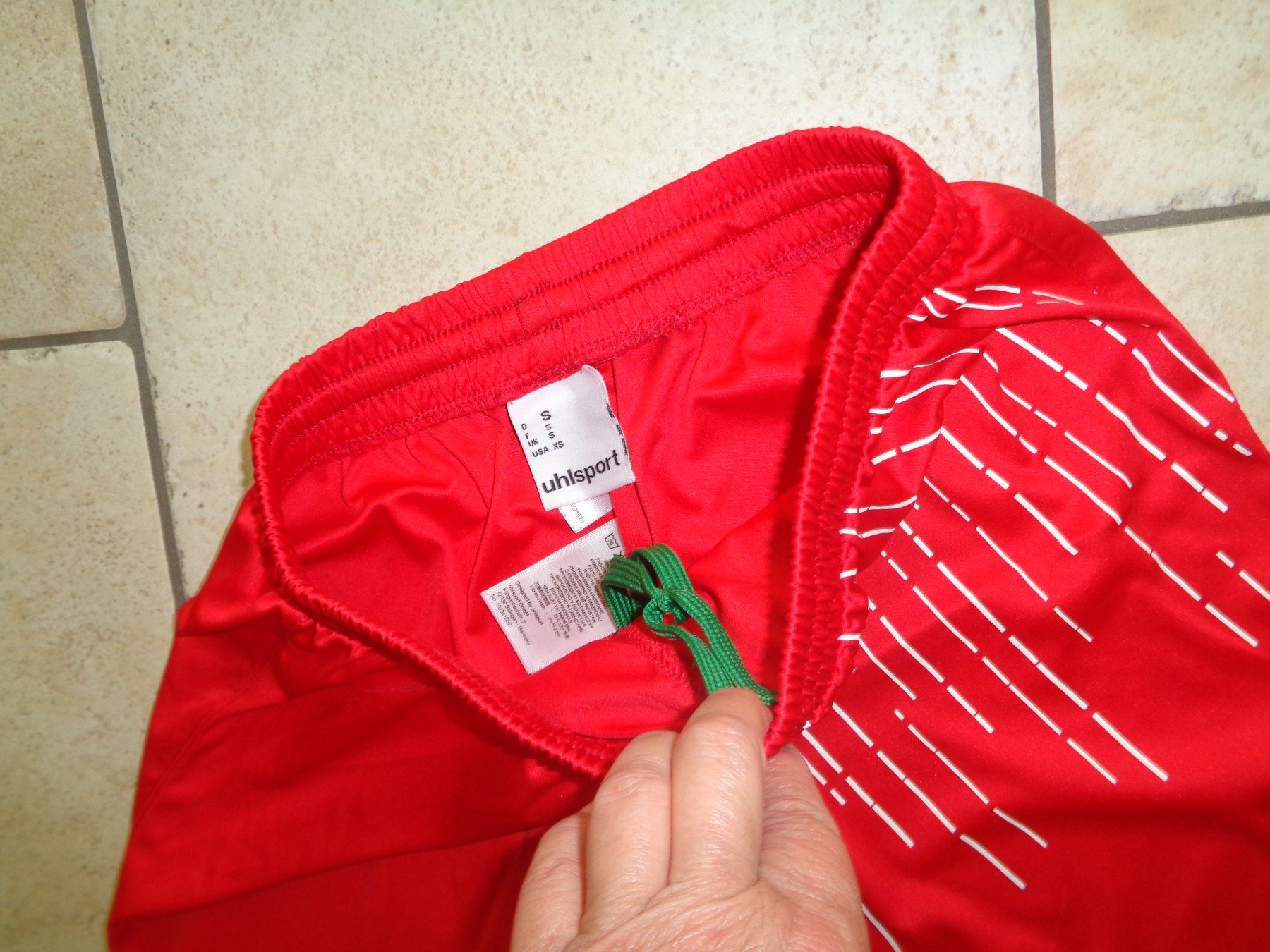 Pantaloni: Sporthose Uhlsport  Grösse S – Usato da Kreuzlingen venduto da Robi-2003 1